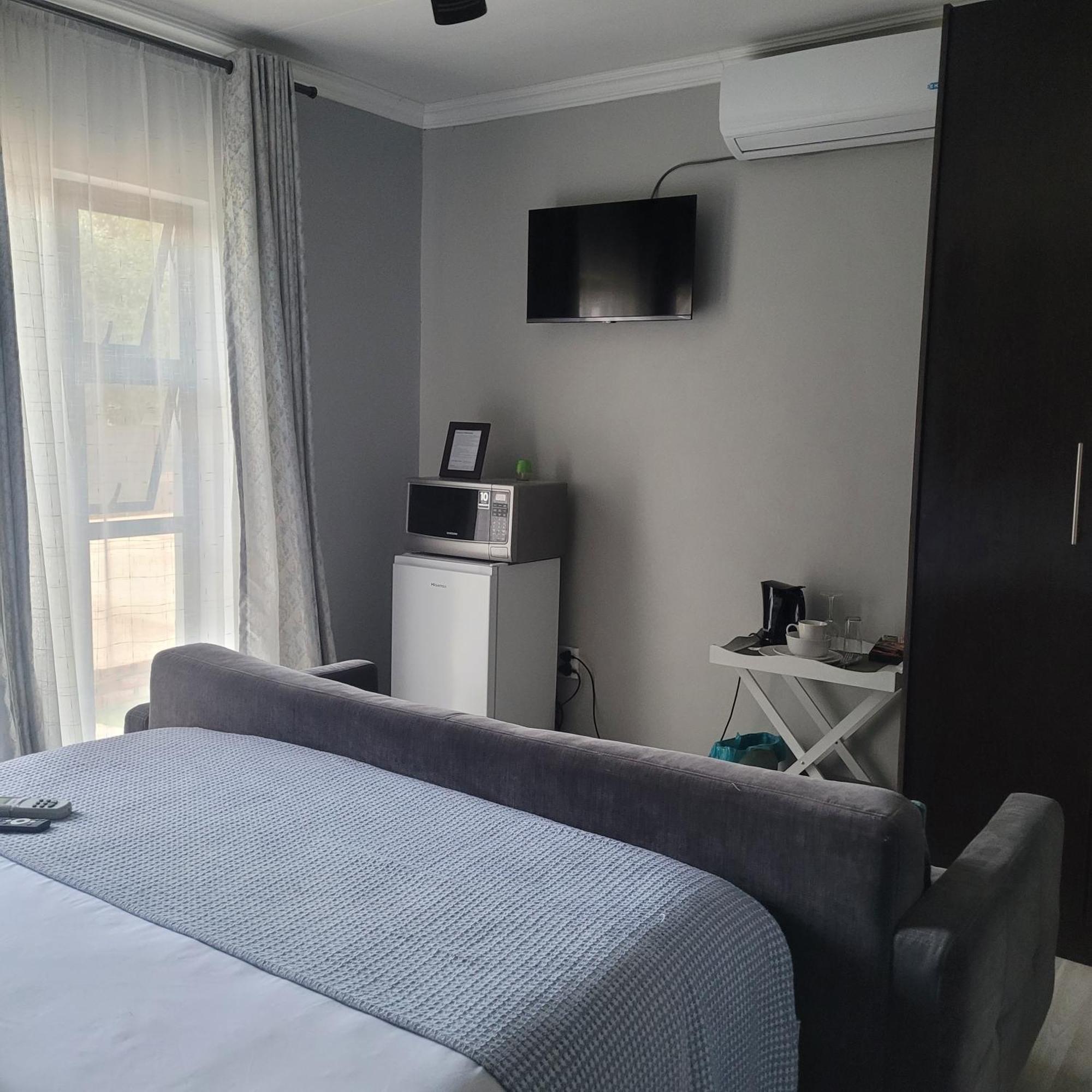 Ayana Bnb Bloemfontein Exterior foto
